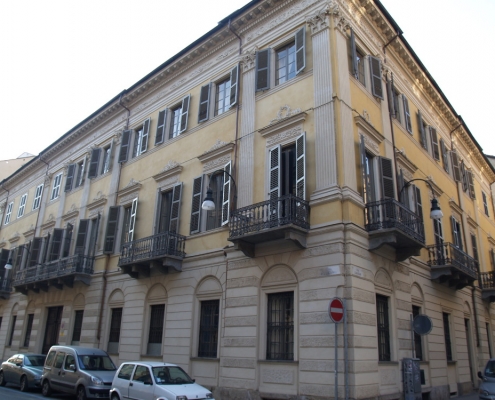 Restauro - Via della Rocca, Torino